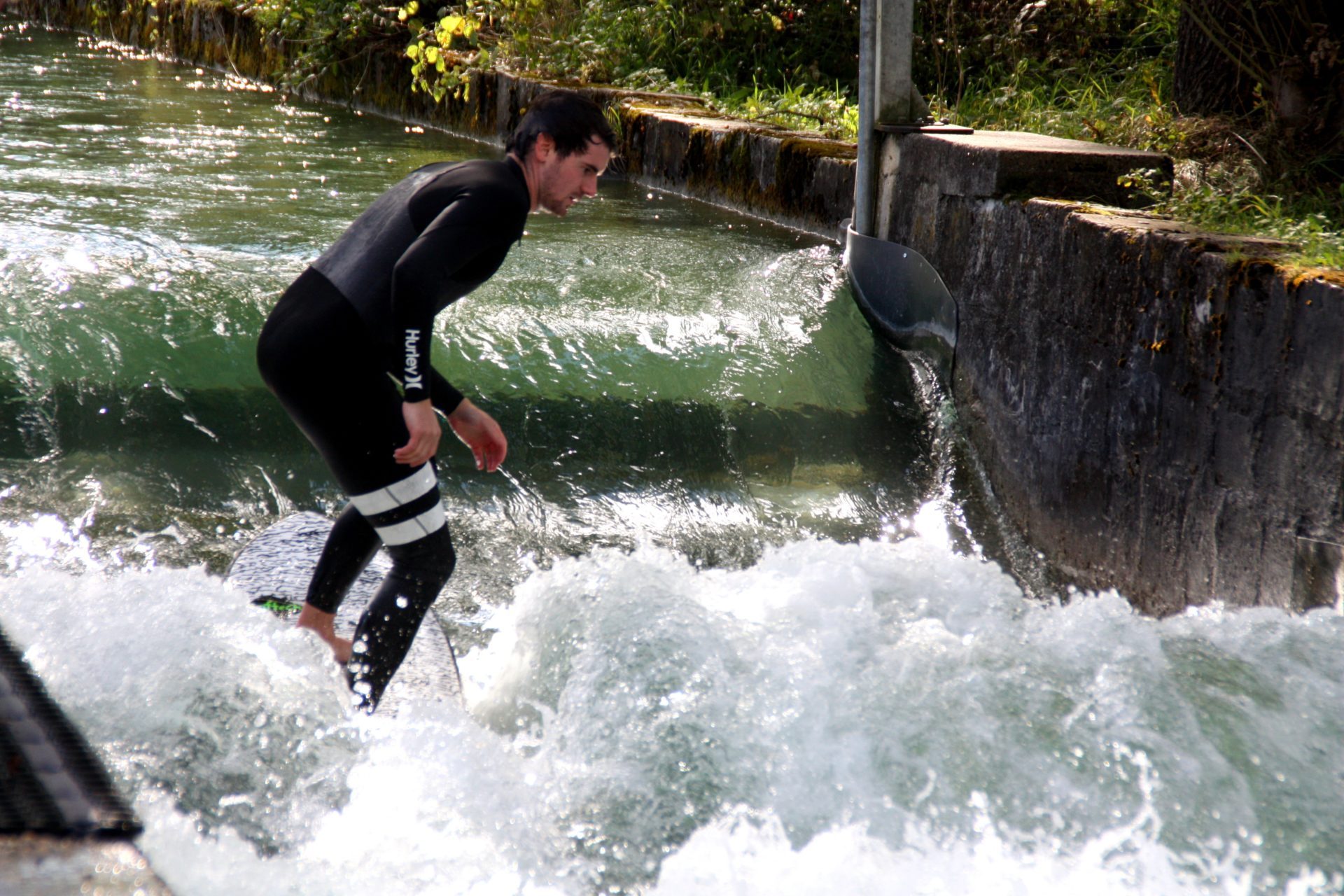 Salzburg_Riversurfing_peter-schad–BSvqQl4pPA-unsplash